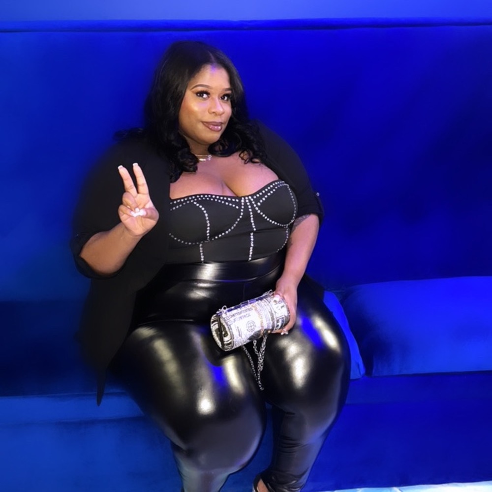 Meet your Posher, Deuna